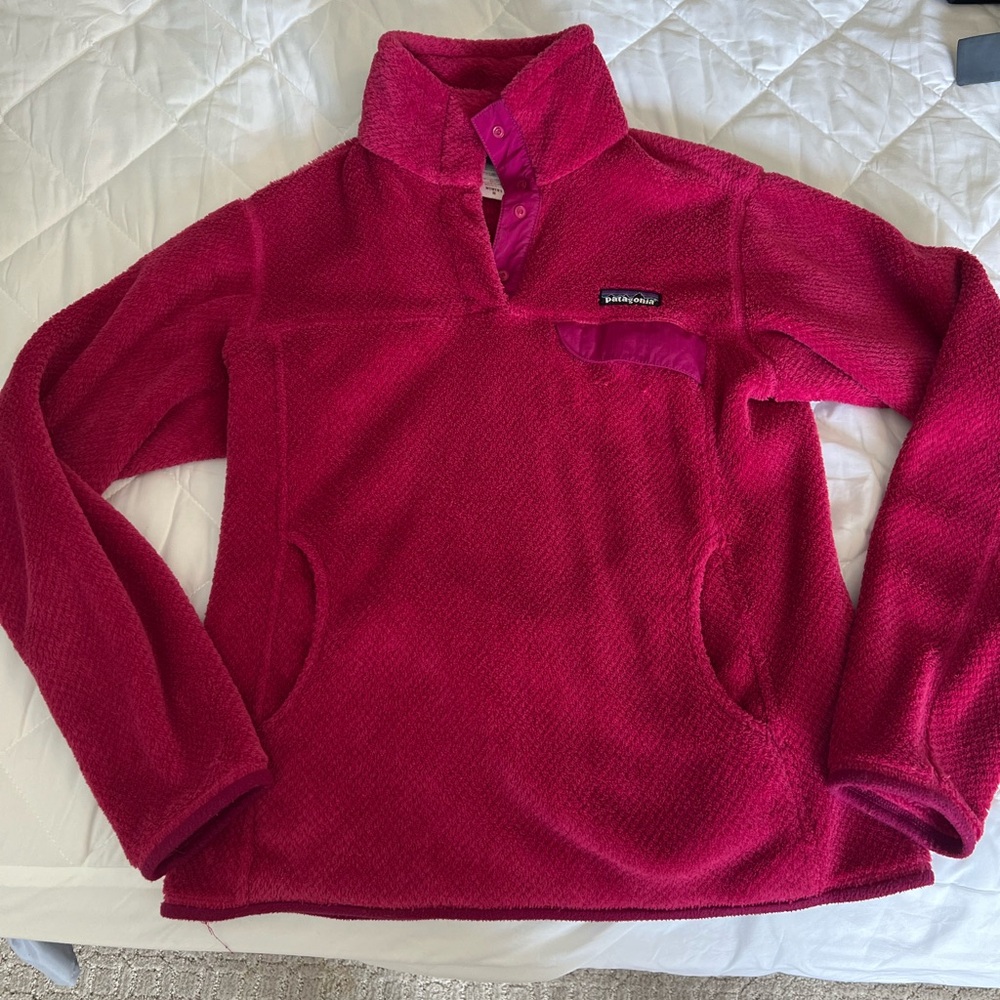 Patagonia Womens Medium Pink Snap T pullover